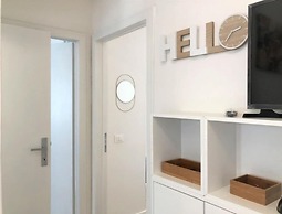 Peaceful Seaside Apartment - Beahost