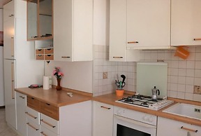 Cozy Charm Near the Beach - Beahost