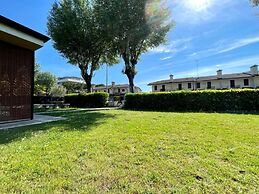 Beautiful House in a Great Location Near the Beach by Beahost Rentals