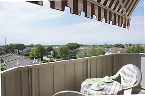 Excellent Location for a Flat With Shared Pool