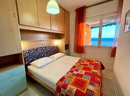 Wonderful Beachfront Apartment-beahost