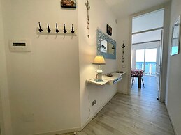 Wonderful Beachfront Apartment-beahost