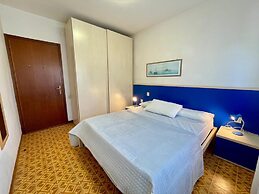 Comfortable Villa Near the Beach