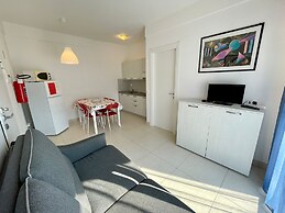 Relaxing Holidays by the Beach - Flat With Garden