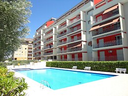 Nice Flat by the Beach With Swimming Pool-beahost
