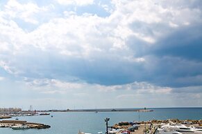 Bluemarine Apartment