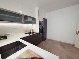 Modern Family Home Above Swimming Pool