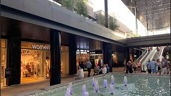 Modern Family Home Above Swimming Pool