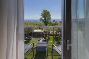 Insula Felix - Deluxe Triple Room With Sea View