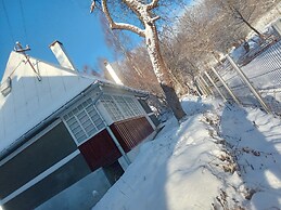Retreat Holiday in Cozy Traditional House
