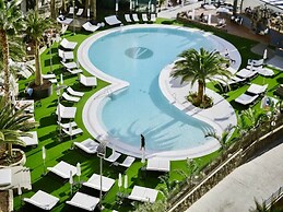 Sunset Terrace With Ocean Views and Pool Access