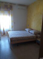 Room-quadruple Room in Pineto - sea View