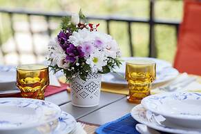 A1 - apt w. Terrace, Just 3 min Walk to the Beach