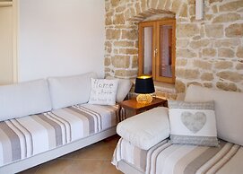 A1 - apt w. Terrace, Just 3 min Walk to the Beach