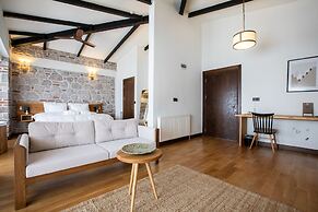 Marlo Ayvalik Adult Only +12