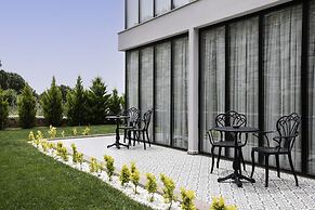 Marlo Ayvalik Adult Only +12