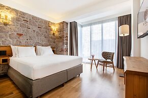 Marlo Ayvalik Adult Only +12