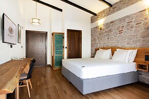 Marlo Ayvalik Adult Only +12