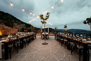 Marlo Ayvalik Adult Only +12