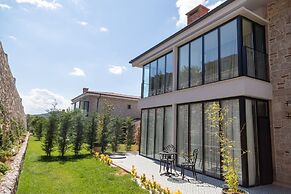 Marlo Ayvalik Adult Only +12