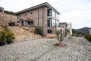 Marlo Ayvalik Adult Only +12