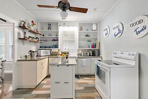 Ms. Bunny's Bungalow 2 Bedroom Home by RedAwning