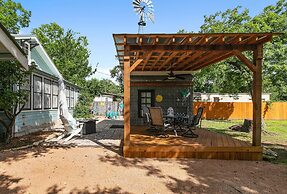 Ms. Bunny's Bungalow 2 Bedroom Home by RedAwning