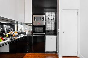 JOIVY Unique 1-BR Apartment in central Chiado