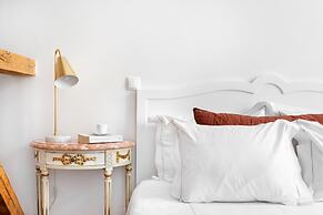 JOIVY Unique 1-BR Apartment in central Chiado