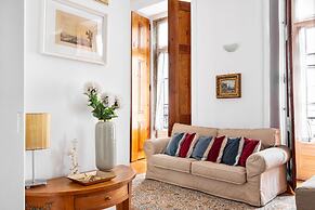 JOIVY Unique 1-BR Apartment in central Chiado