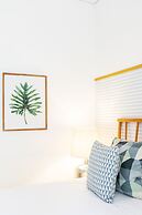 JOIVY Chiado Self Check-In 2-BR Flat w/Parking