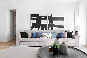 JOIVY Elegant 1-BR Apartment in Perfect Centre