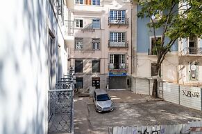 JOIVY Elegant 1-BR Apartment in Perfect Centre