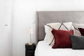 JOIVY Elegant 1-BR Apartment in Perfect Centre