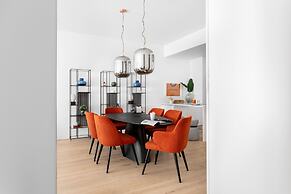 JOIVY Elegant 1-BR Apartment in Perfect Centre