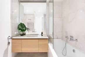 JOIVY Elegant 1-BR Apartment in Perfect Centre