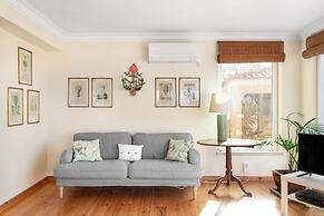 JOIVY Splendid 4-BR House w/Swimming Pool & Sea View