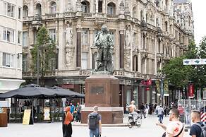 B&B HOTEL Antwerpen Centrum