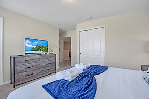 Grand 8BD Villa With Themed Rooms and Game Room! Close to Disney! #8ws