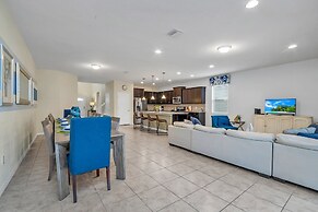 Grand 8BD Villa With Themed Rooms and Game Room! Close to Disney! #8ws