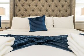 Grand 8BD Villa With Themed Rooms and Game Room! Close to Disney! #8ws