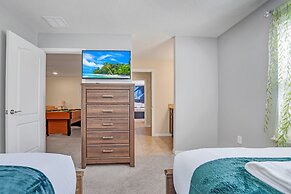 Grand 8BD Villa With Themed Rooms and Game Room! Close to Disney! #8ws