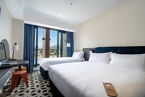 Holiday Inn Queenstown Remarkables Park by IHG