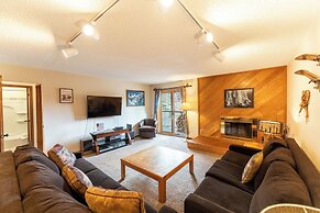 Snowdance 203c by Summit County Mountain Retreats