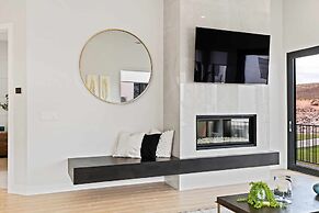 Pitch Perfect by RedAwning