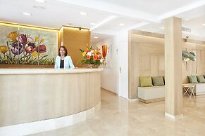 Universal Hotel Laguna