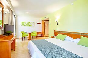 Universal Hotel Laguna