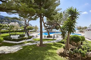 Universal Hotel Laguna