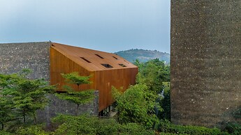 Radisson Resort and Spa Lonavala