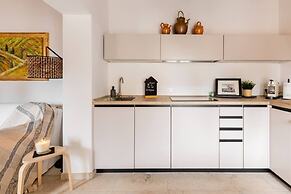 Stylish Luxury Loft Sleeps 4 San Gimignano Tuscany